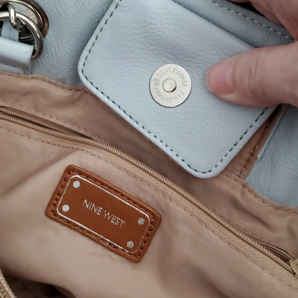 Purse - Picture 6 of 7